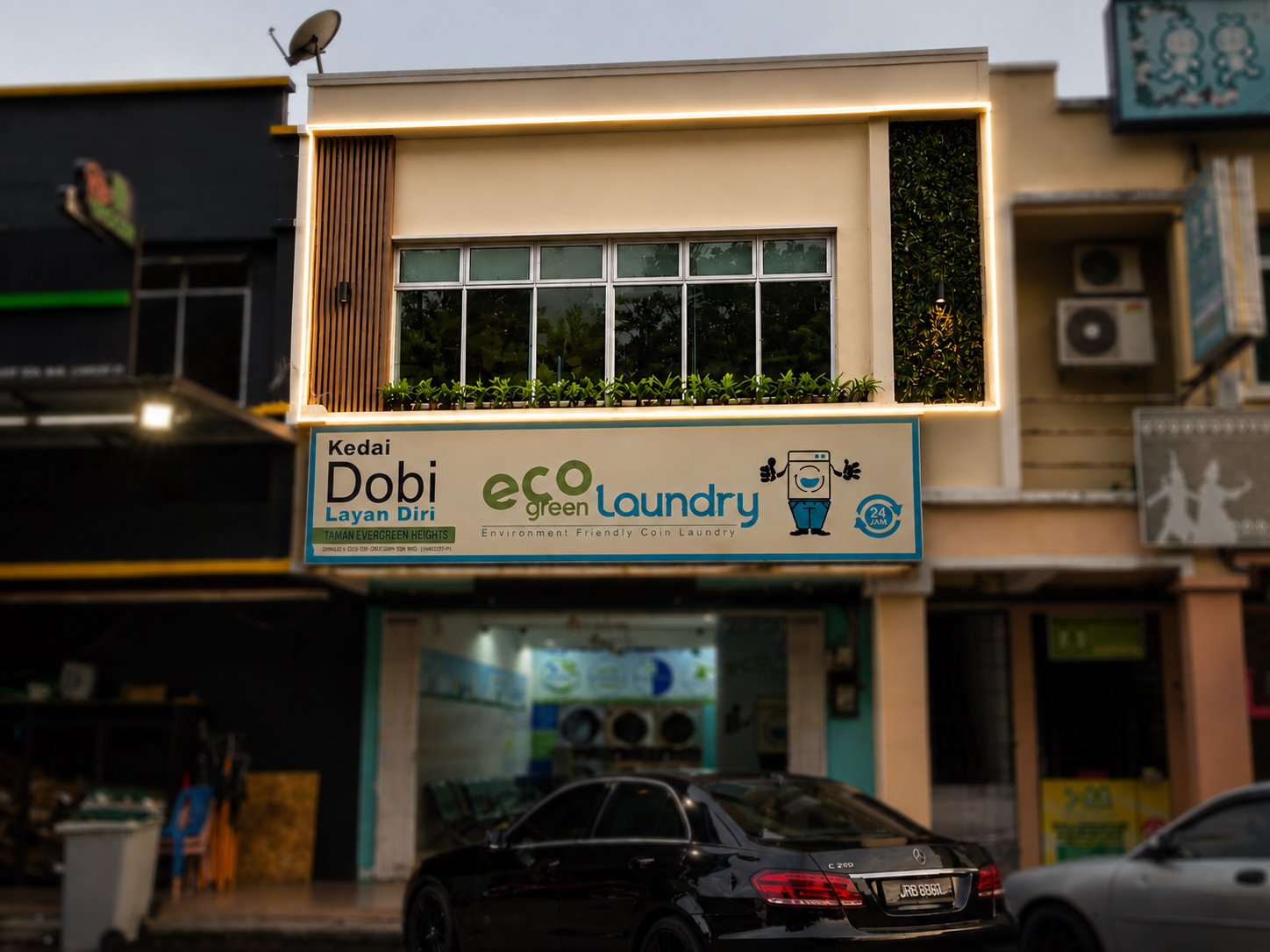 Bangunan rumah sewa pelajar